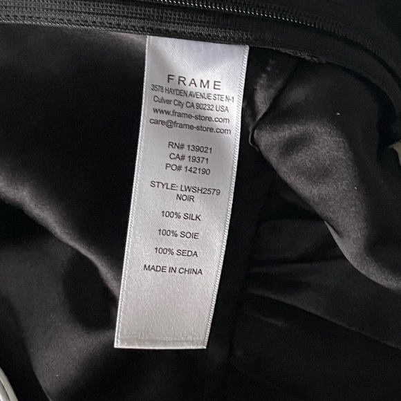 NEW FRAME Shirred Flounce V Neck Tank in Nior Black 100% Silk Ruffle Sz XL - Picture 7 of 8